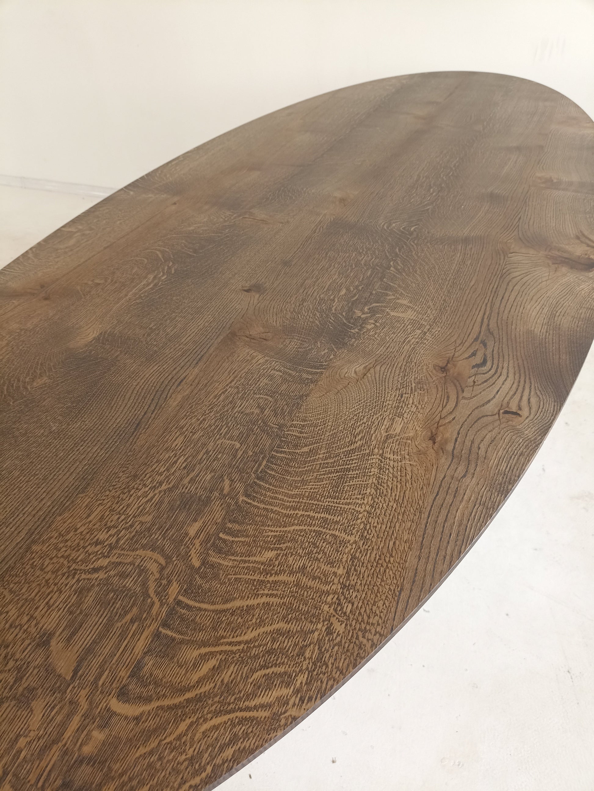 Table à manger ovale en chêne | Bois massif | S10Home