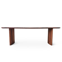 Table à manger Malvin en noyer | Bois massif | S10Home
