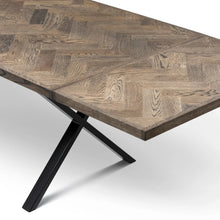 Table de repas extensible Astrid en chevrons charbon, extensible de S10Home