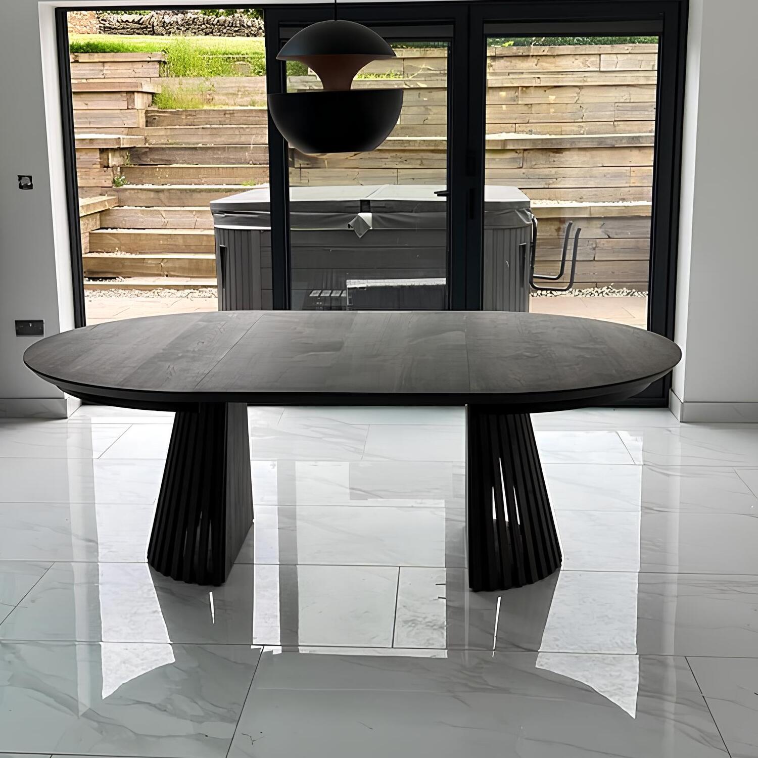 Table de salle à manger extensible ronde Vivien en chêne anthracite | S10Home